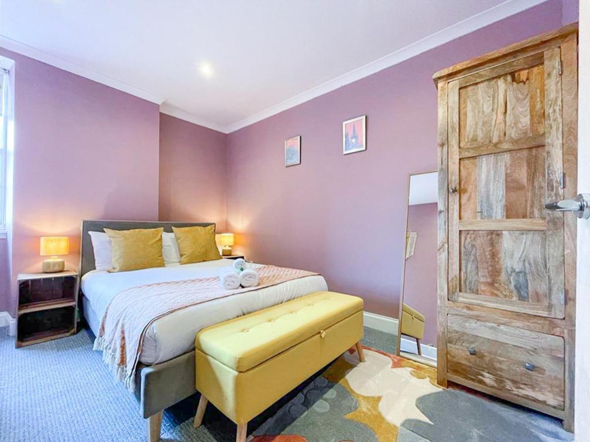 Lively & Energetic 2Br On The Royal Mile Daire Edinburgh Dış mekan fotoğraf