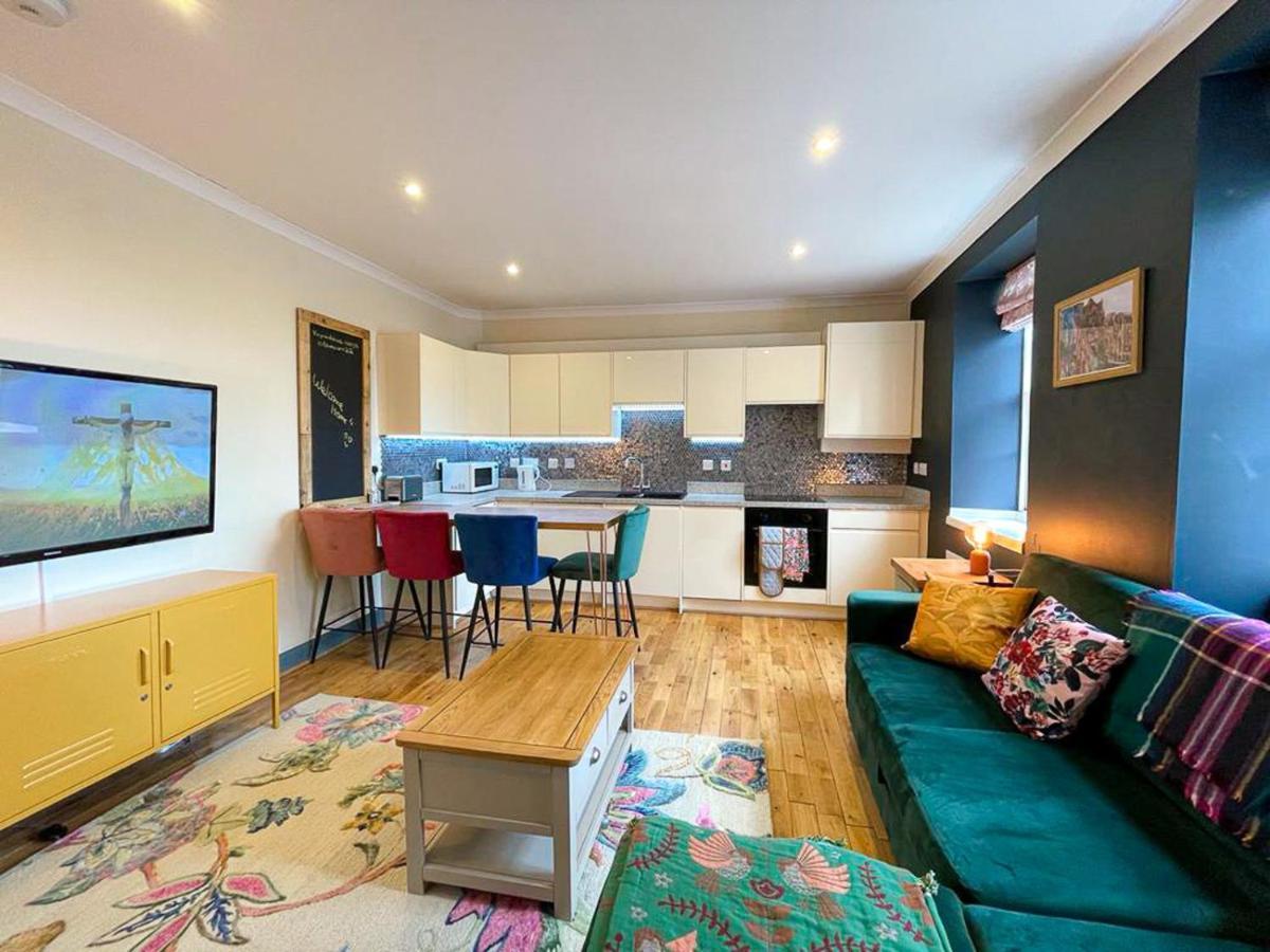 Lively & Energetic 2Br On The Royal Mile Daire Edinburgh Dış mekan fotoğraf