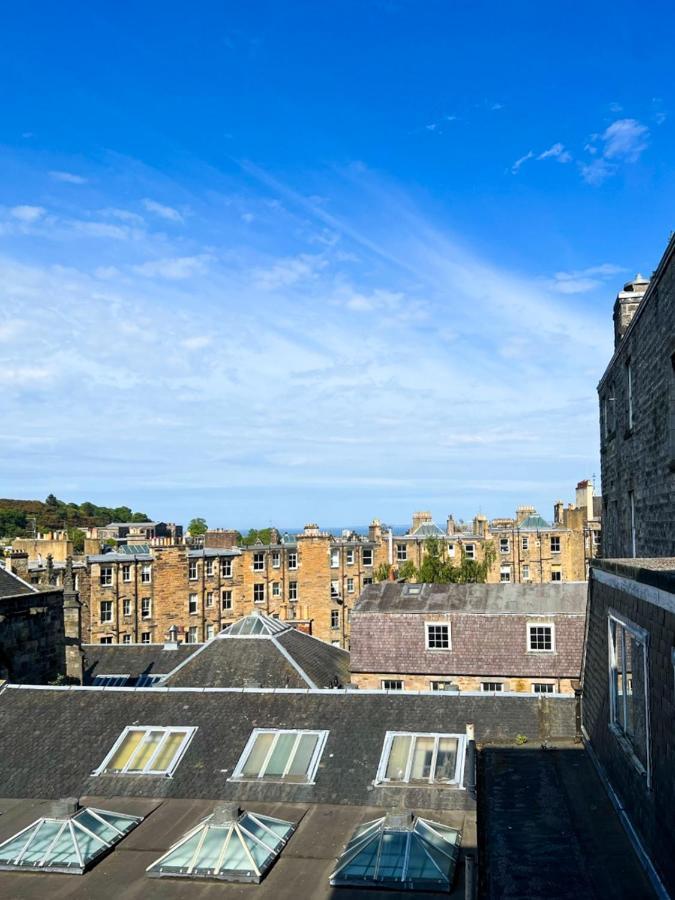 Lively & Energetic 2Br On The Royal Mile Daire Edinburgh Dış mekan fotoğraf